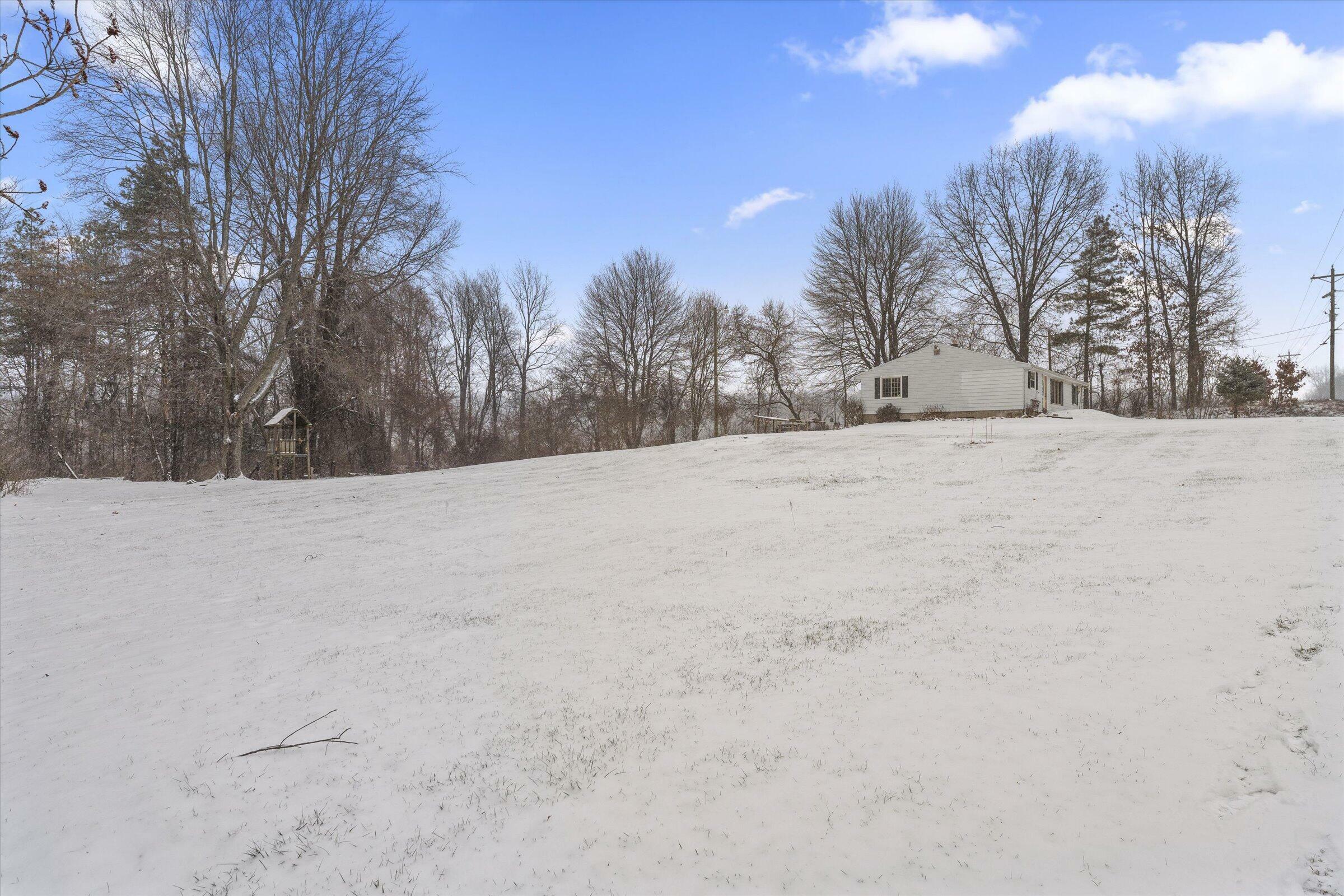 Property Photo:  21512 Calvin Hill Street  MI 49031 