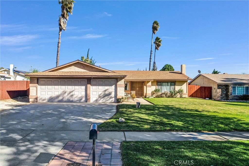 Property Photo:  1647 N Iris Avenue  CA 92376 