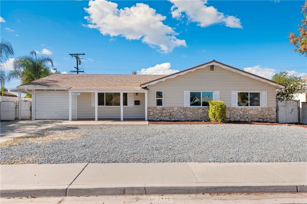 Property Photo: 28991 Del Monte Drive CA 92586