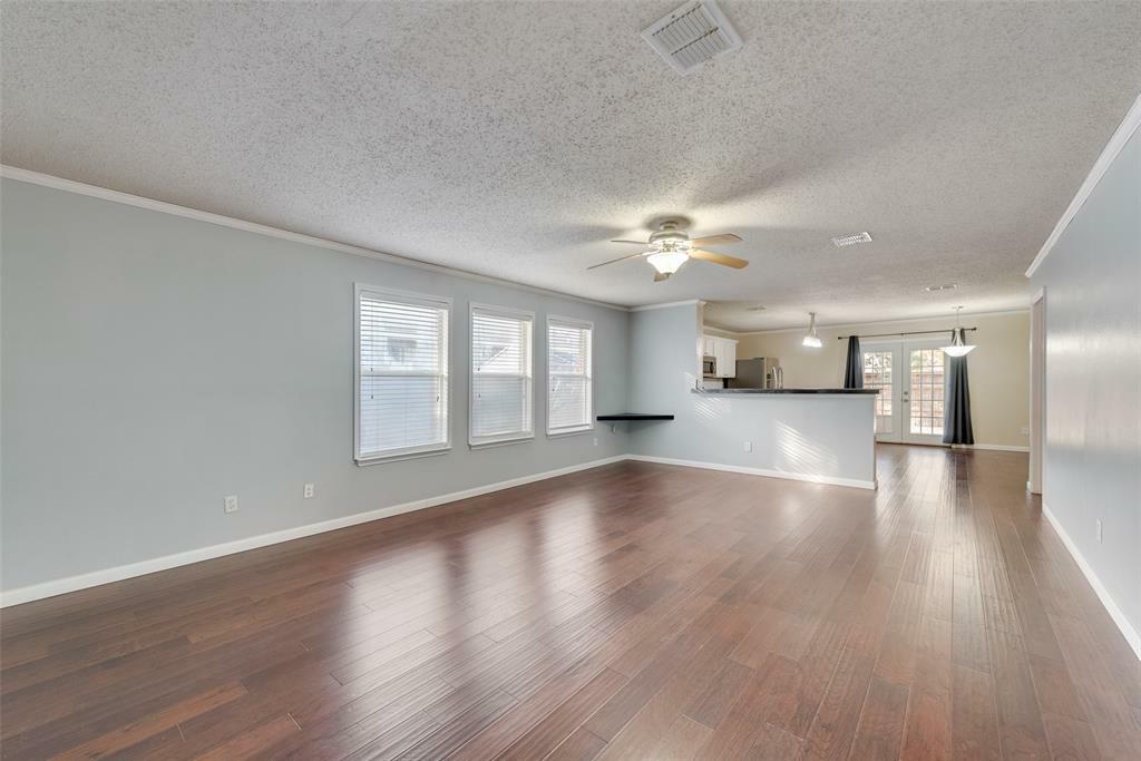 Photo de la propriété:  2543 Friendway Lane  TX 75237 