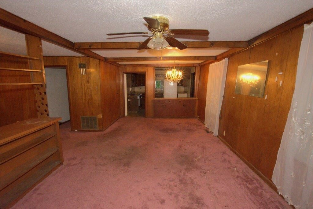 Property Photo:  423 E 39th Street  MO 64804 