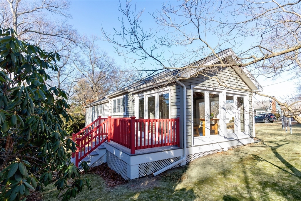 Property Photo:  38 Selfridge Rd  MA 01867 