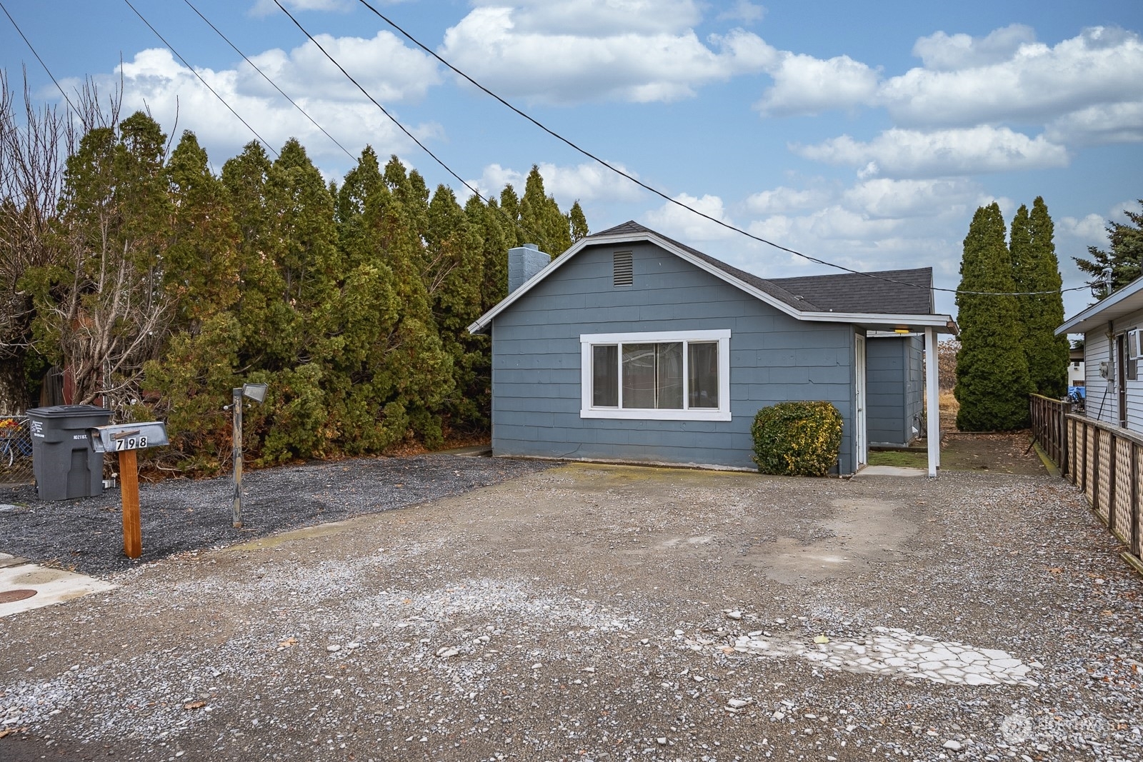 Property Photo:  798  C Street NW  WA 98823 