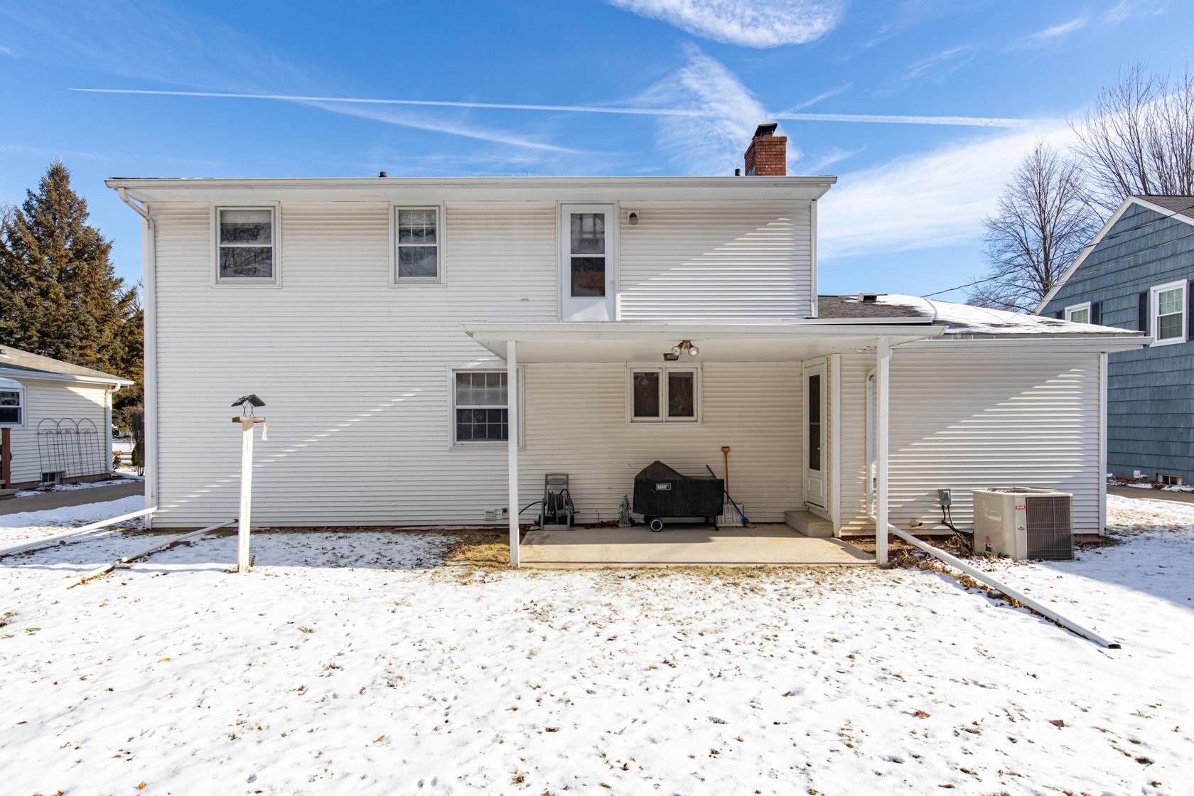 Property Photo:  1701 S Douglas Street  WI 54914 