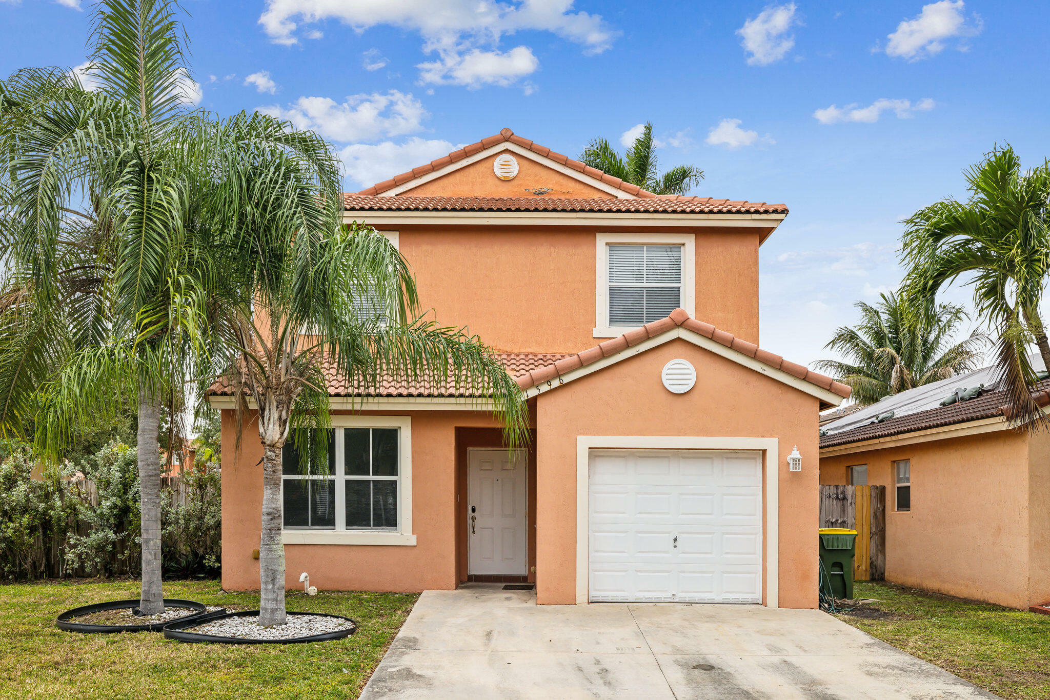 Property Photo:  1596 SE 20th Road  FL 33035 