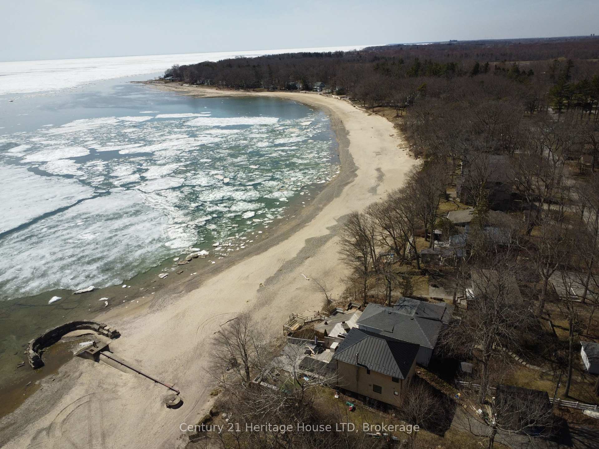 Property Photo: 2901 Vimy Road ON L3K 5V3