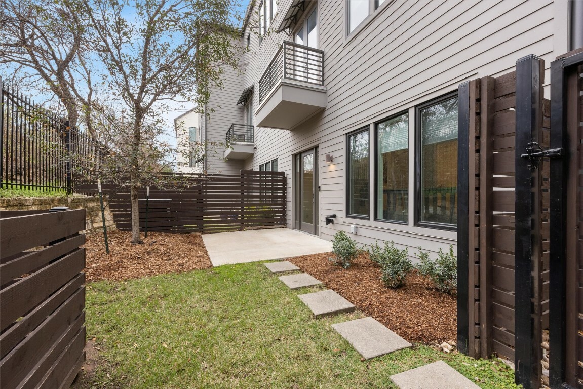 Property Photo: 3100 Menchaca Road 29 TX 78704