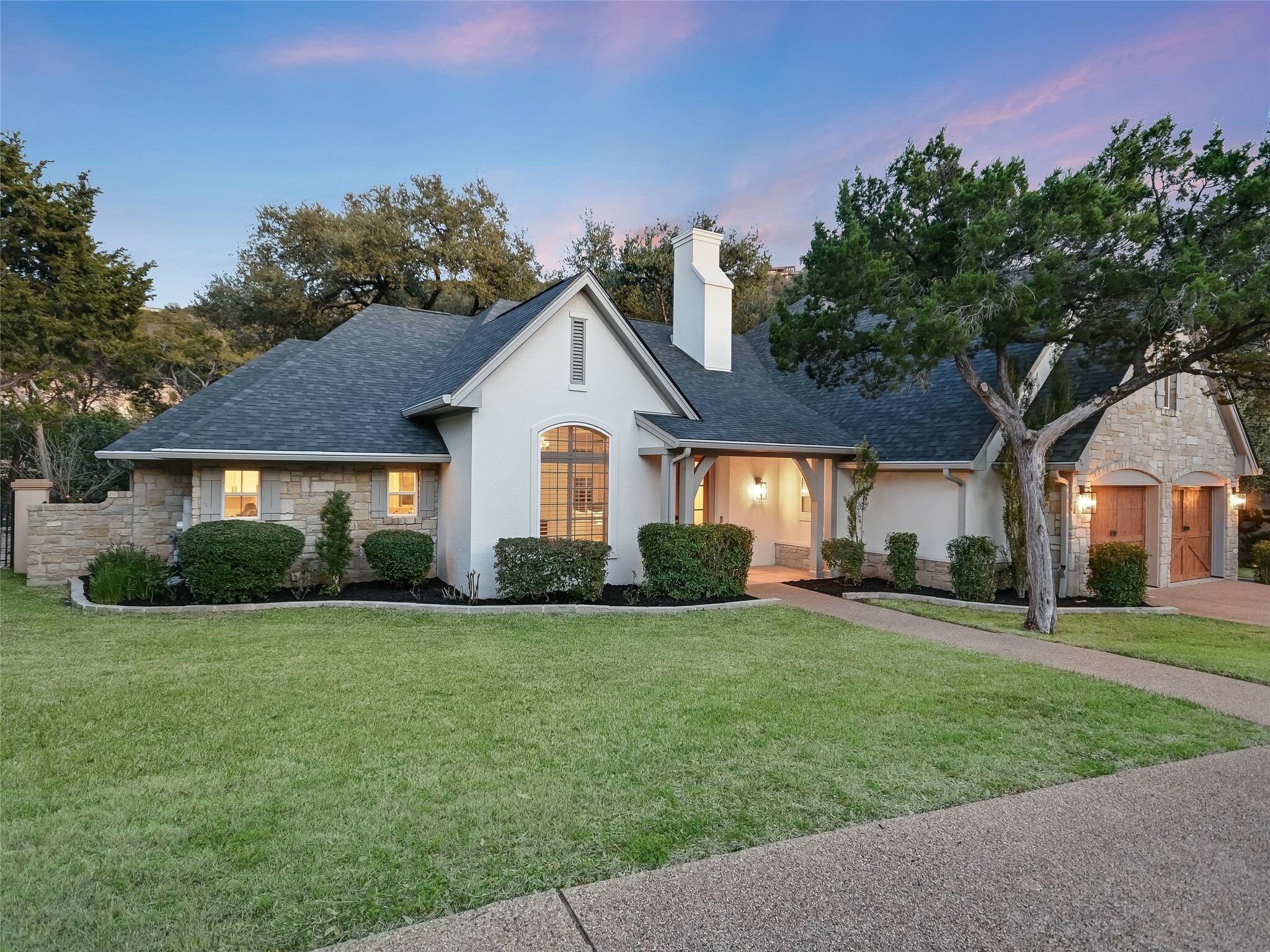 Property Photo:  5300 N Scout Island Circle  TX 78731 