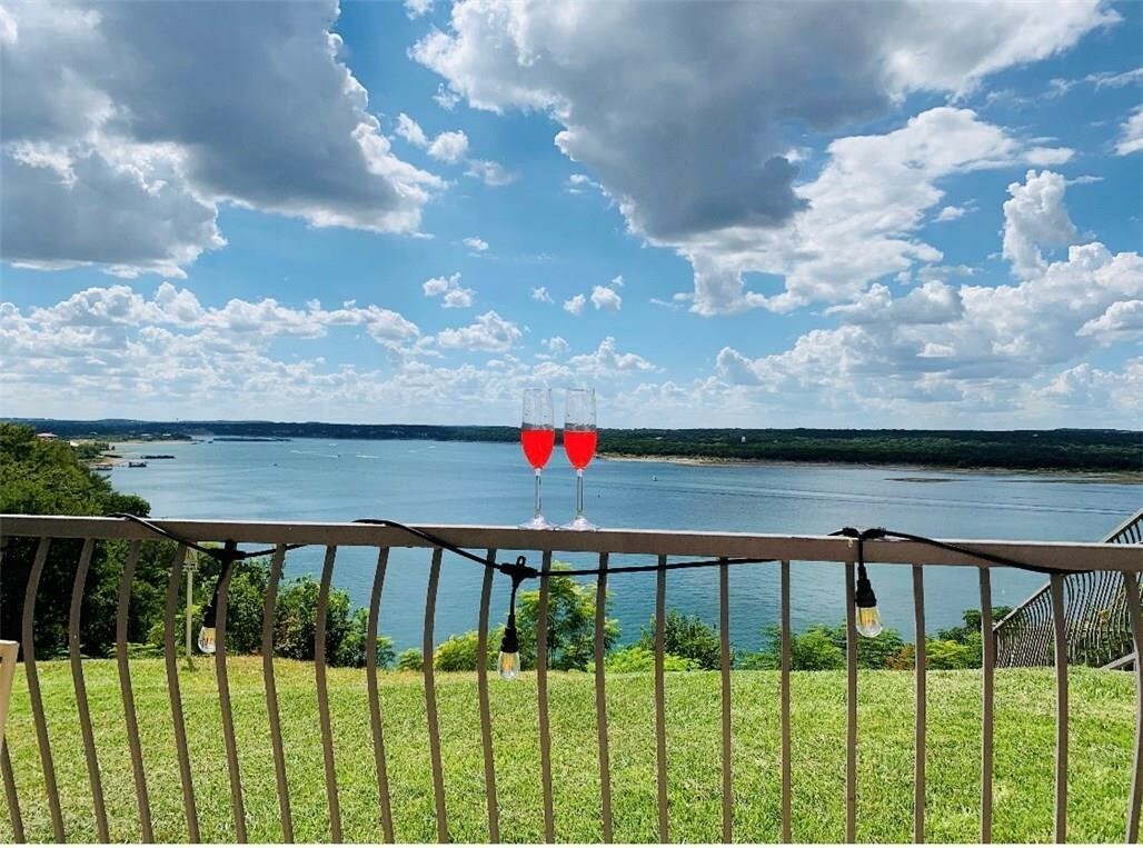Property Photo:  2918 Ranch Road 620 N L-177  TX 78734 