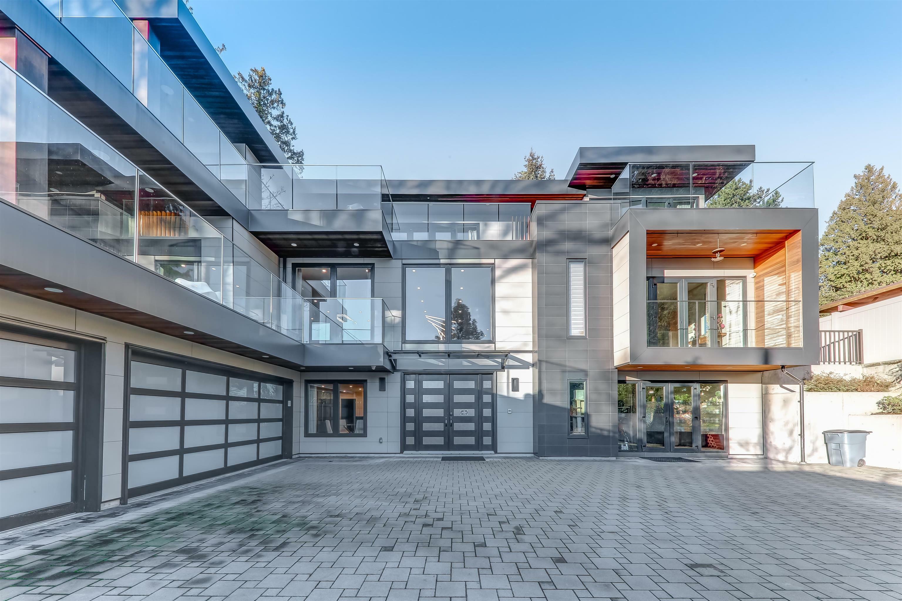 Property Photo:  1497 Queens Avenue  BC V7T 2J1 