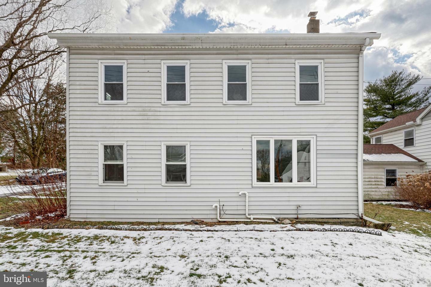 Property Photo:  1509 W Trindle Road  PA 17015 