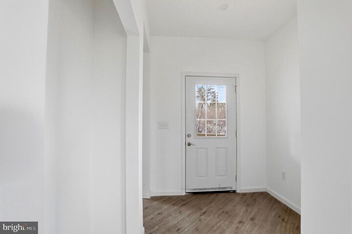 Property Photo:  607 South Lakeview  VA 22625 