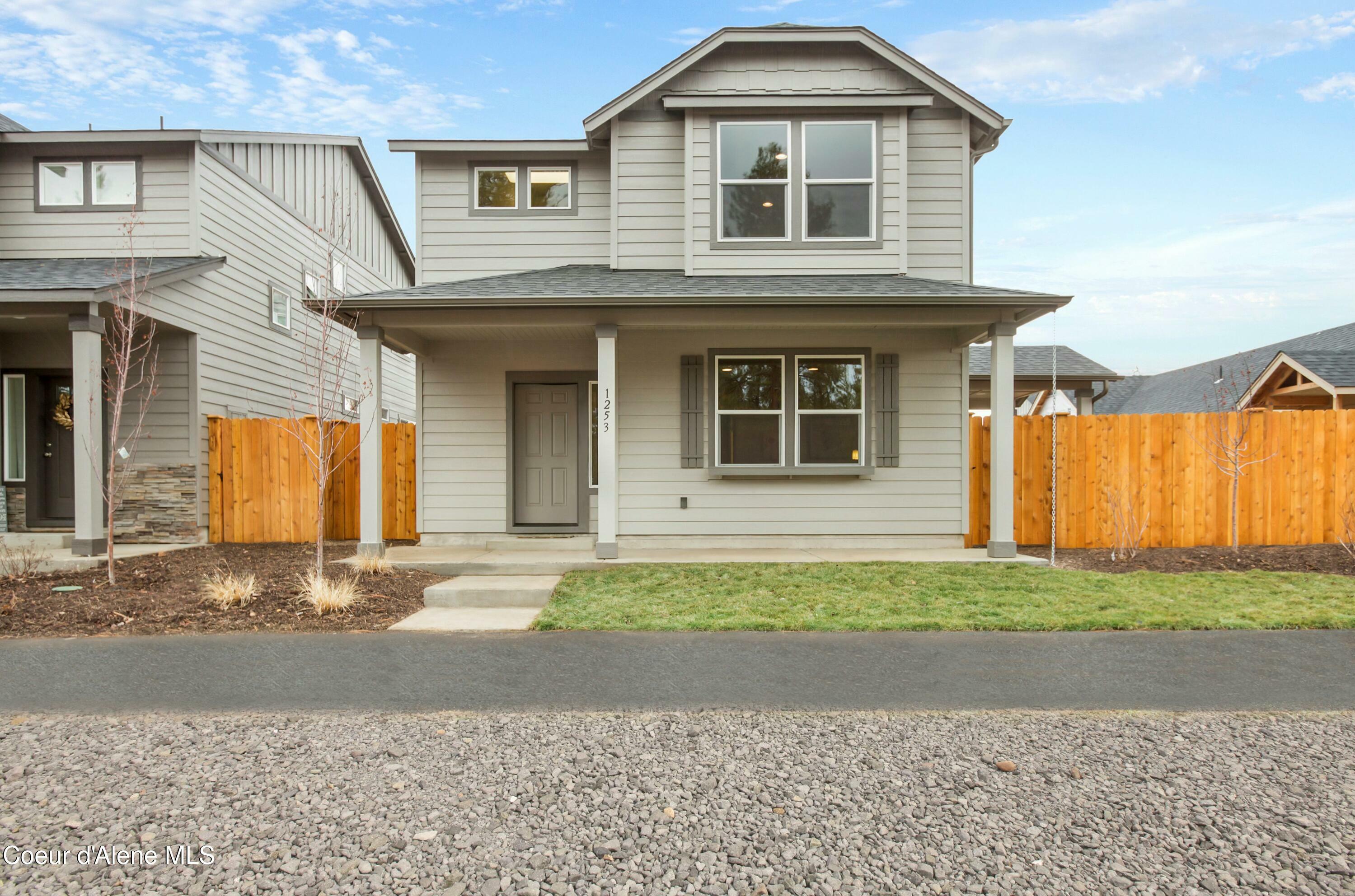 Property Photo:  307 E Grosbeak Ave  ID 83835 