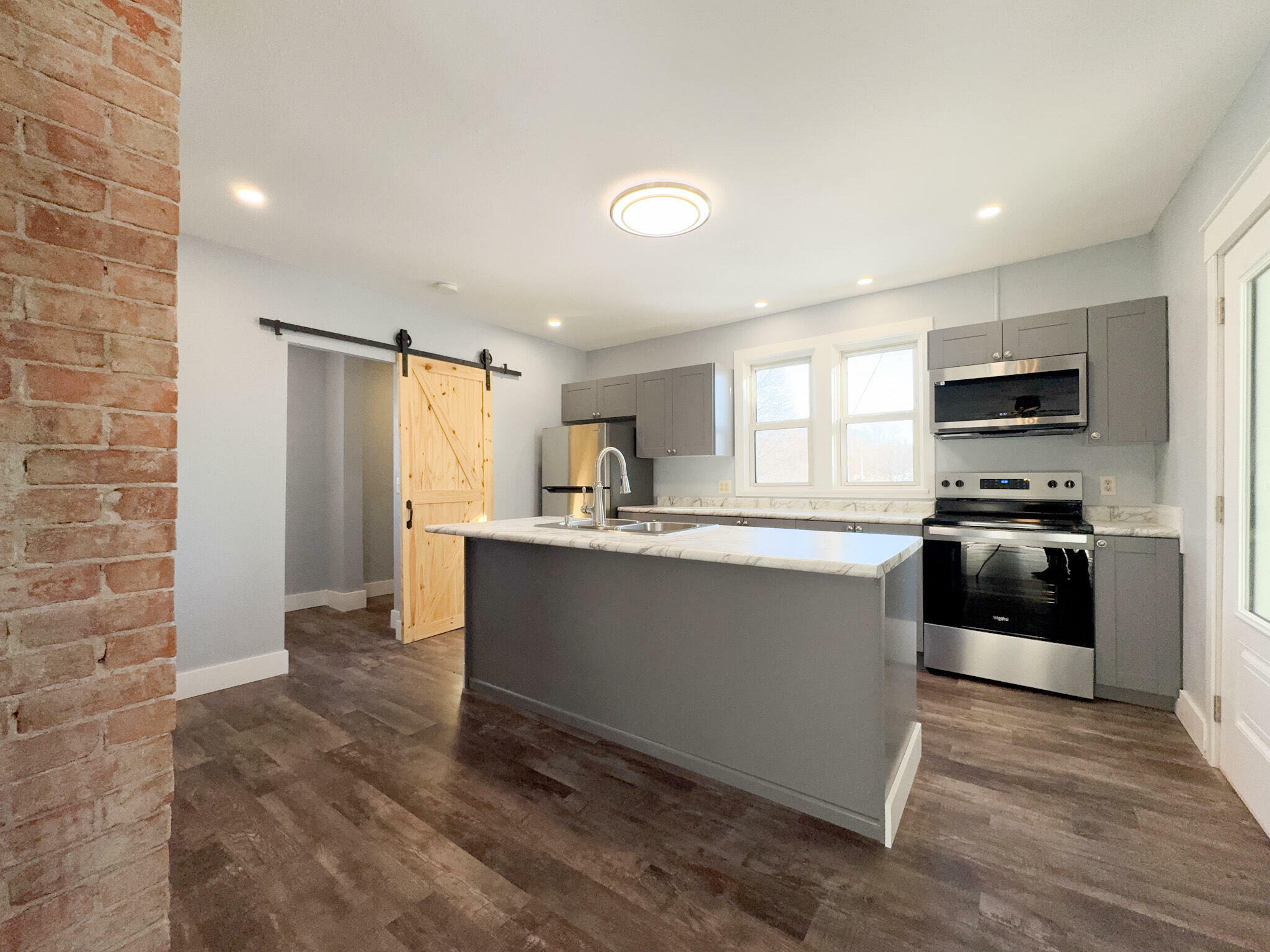 Property Photo:  1728 Mashall Street  IA 50036 