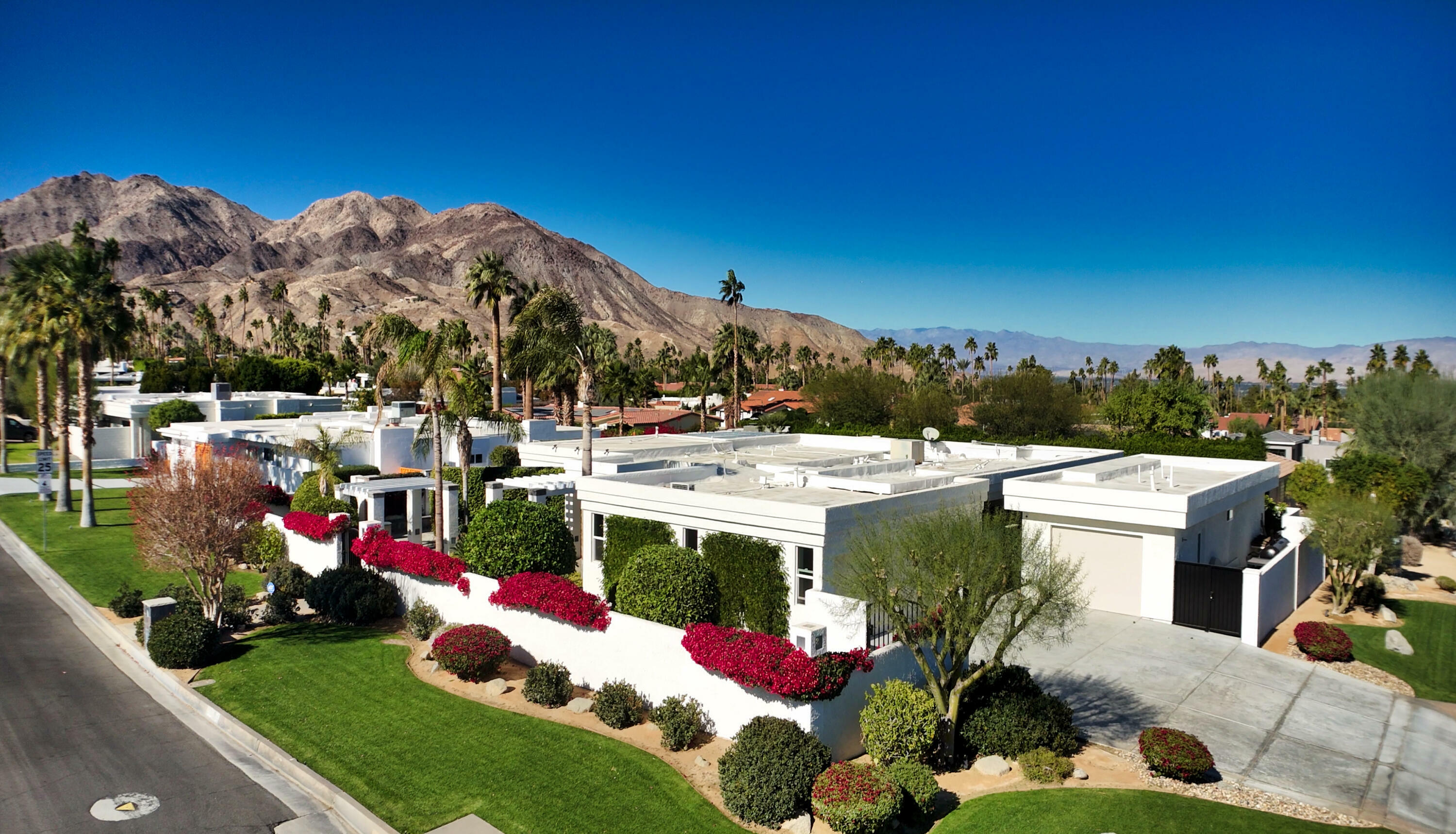 72990 Homestead Road  Palm Desert CA 92260 photo