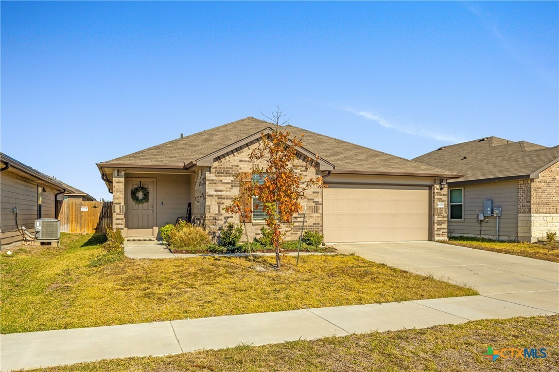 Property Photo: 6101 Sally Ride Lane TX 76543