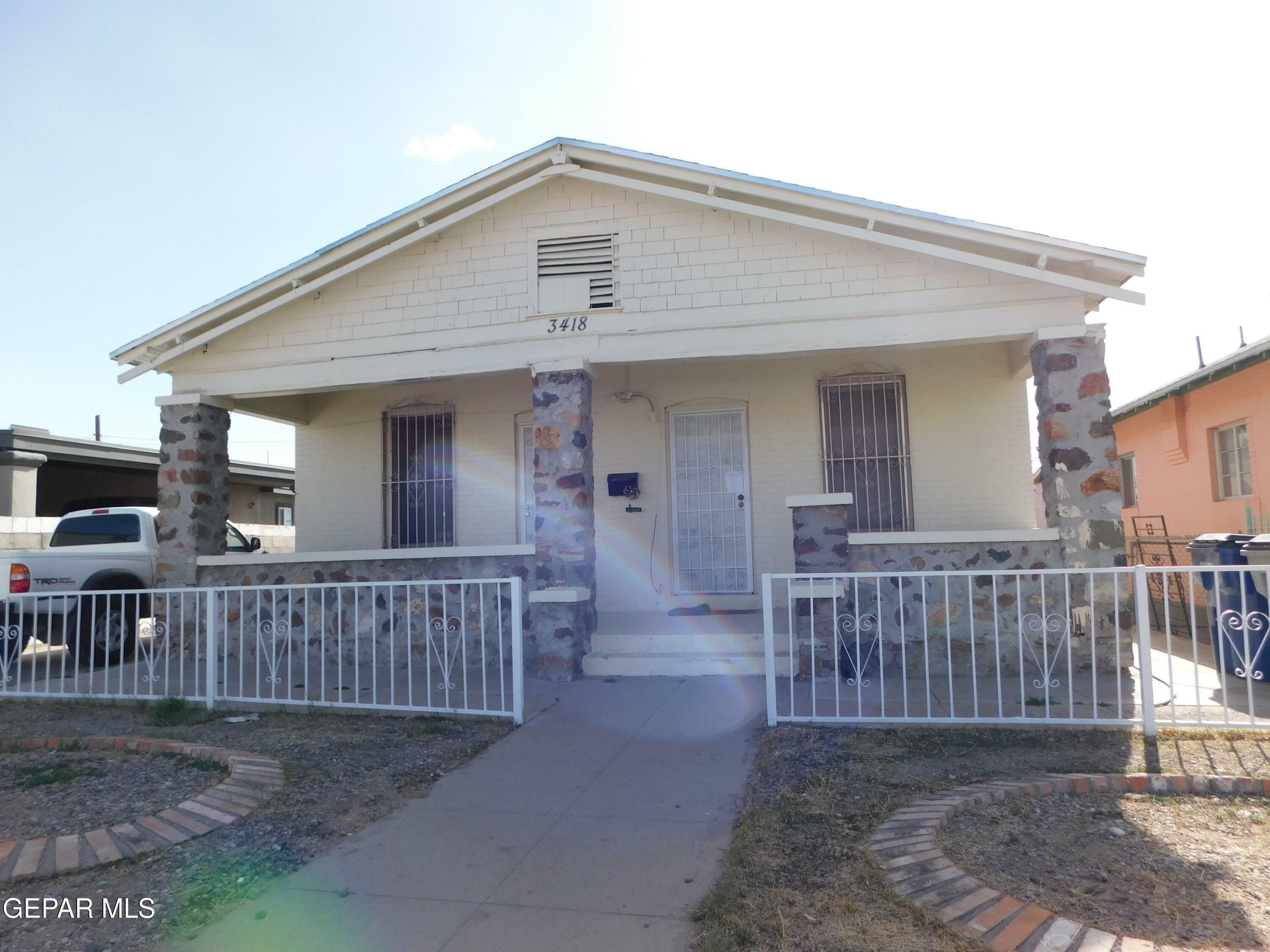 Property Photo:  3418 Yandell Drive  TX 79903 