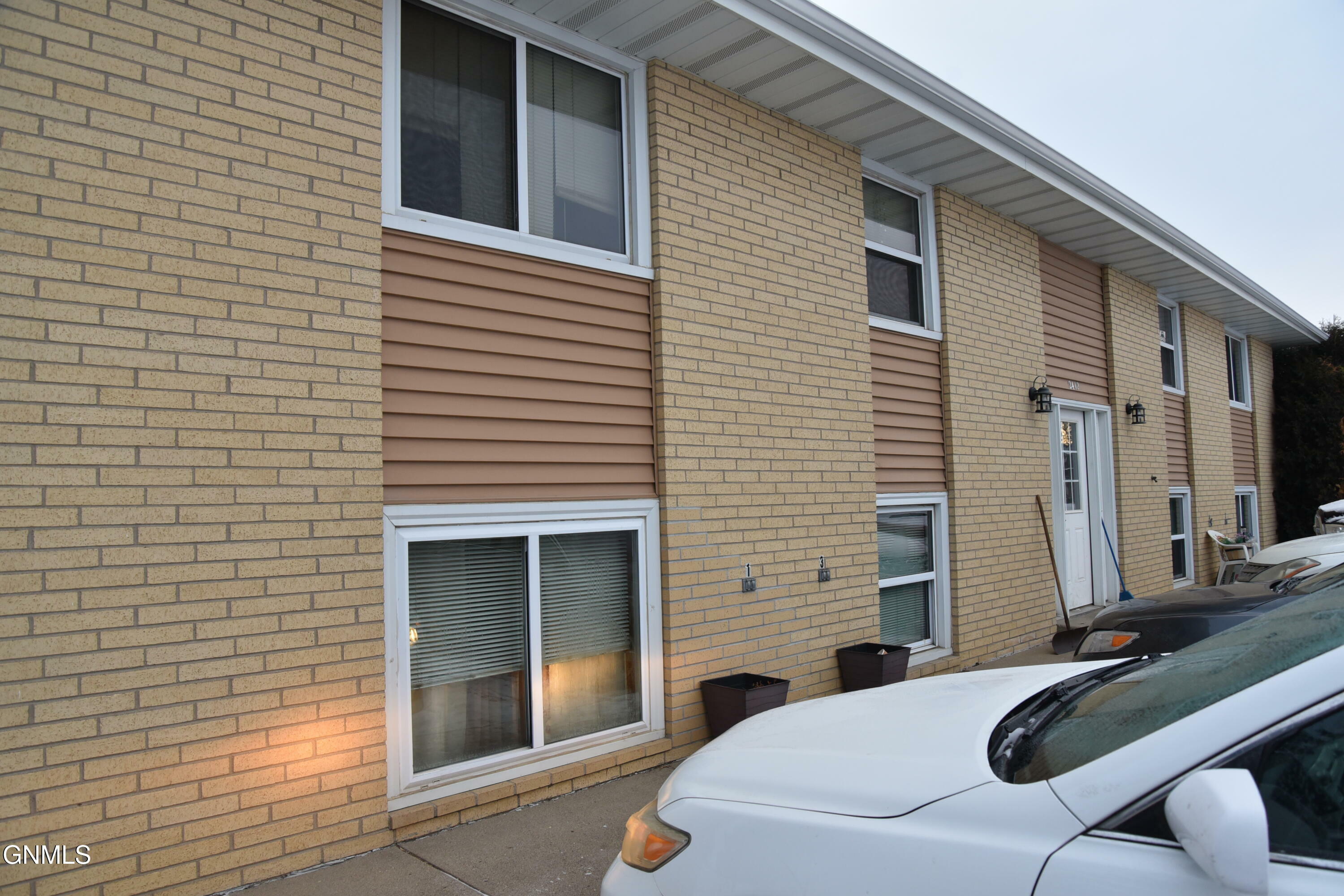 Property Photo:  2412 8th Street  ND 58503 