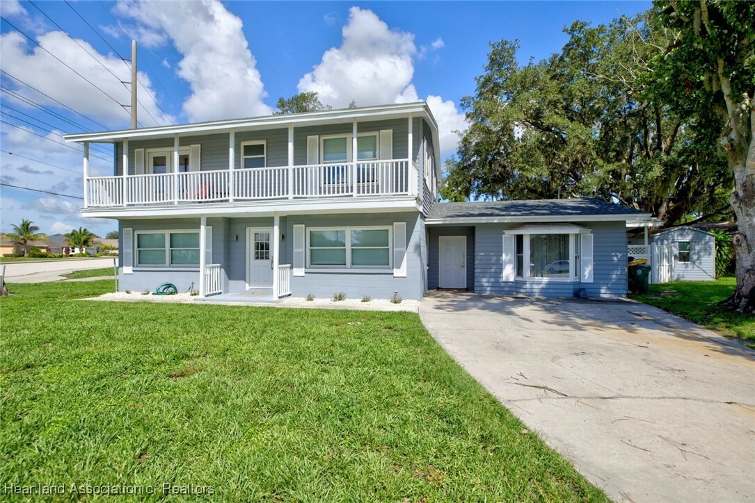 Property Photo:  101 Eastview Road  FL 33870 