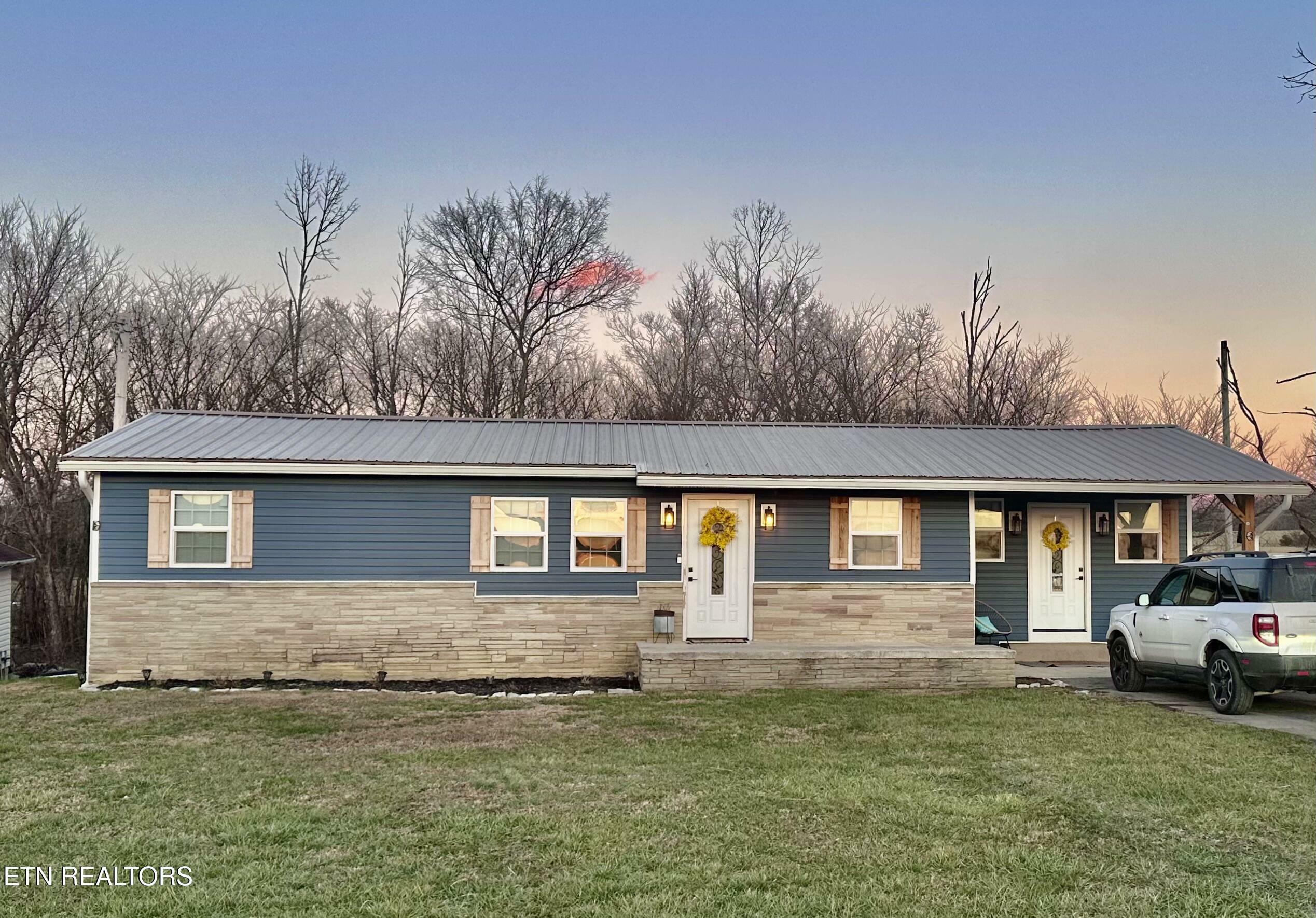 Property Photo:  217 Yoakum Lane  TN 37870 