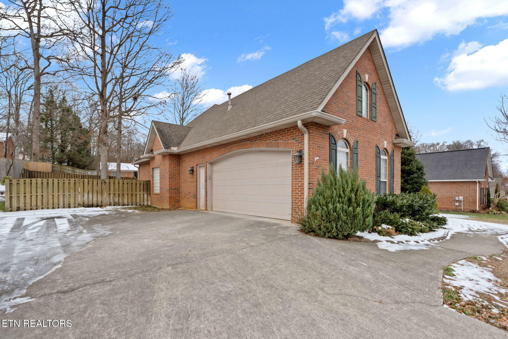 Property Photo:  525 Glen Abbey Blvd  TN 37934 