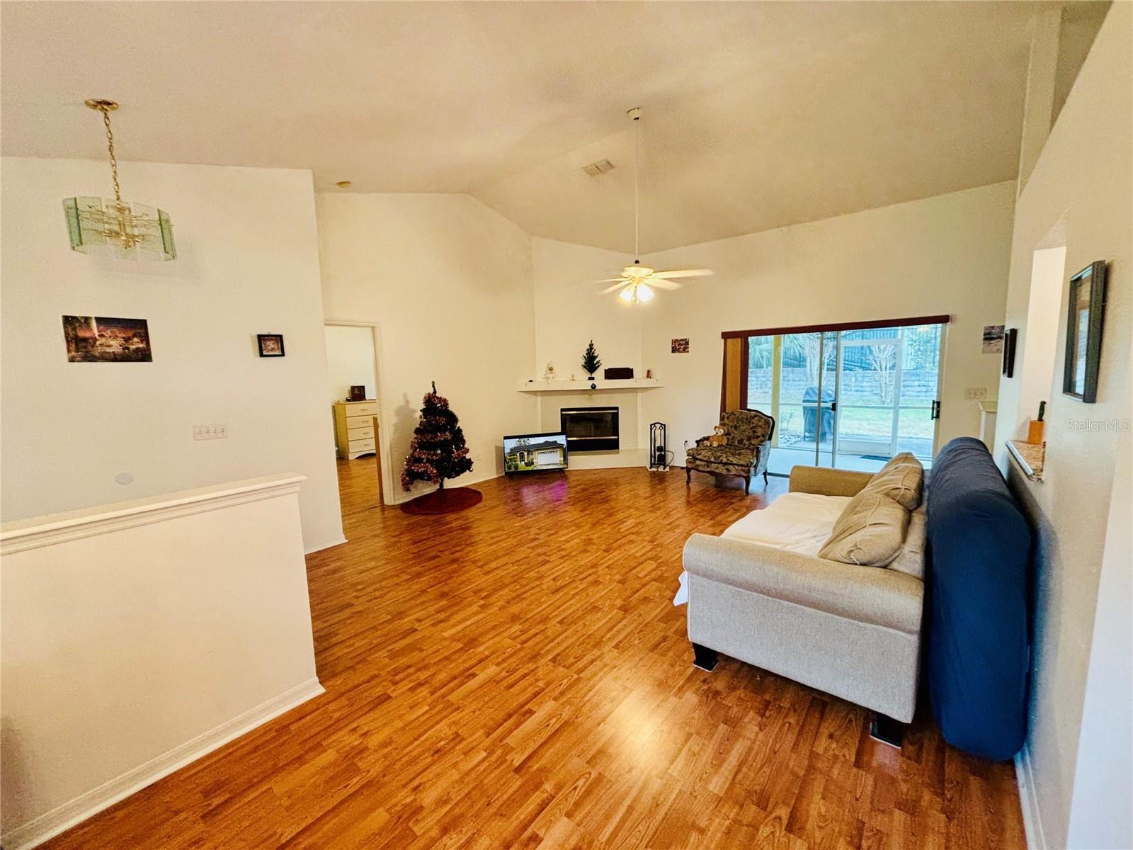 Property Photo: 567 Rachael Court FL 32765
