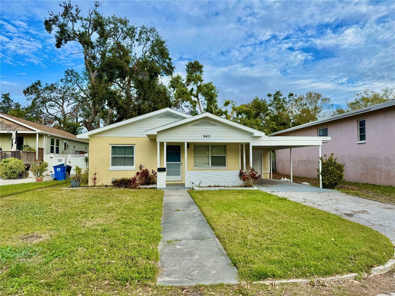 Property Photo:  963 27th Avenue S  FL 33705 