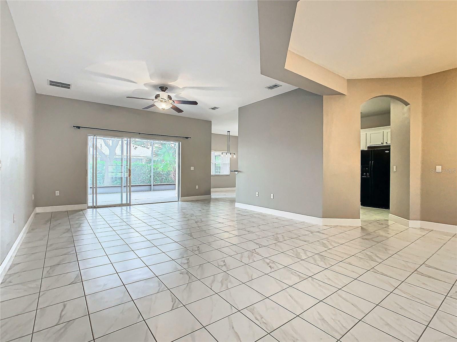 Property Photo:  900 Shorehaven Drive  FL 34759 