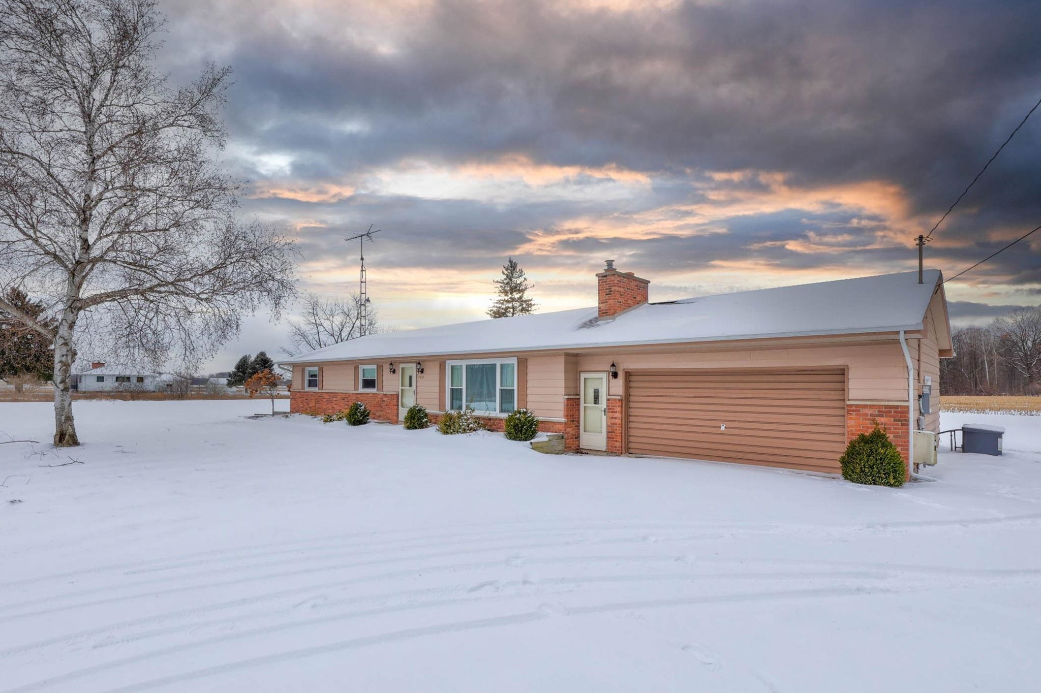 Property Photo:  9800 Gera Road  MI 48415 