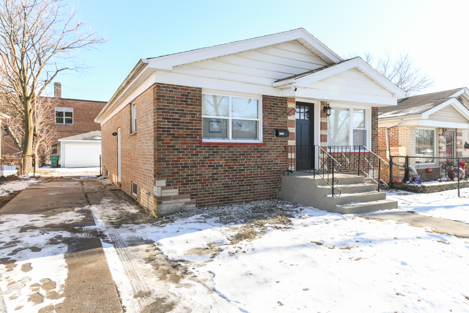 Property Photo:  15521 6th Avenue  IL 60426 