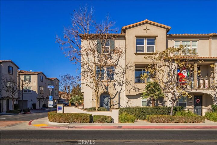 Property Photo:  955 S Bluff Road  CA 90640 