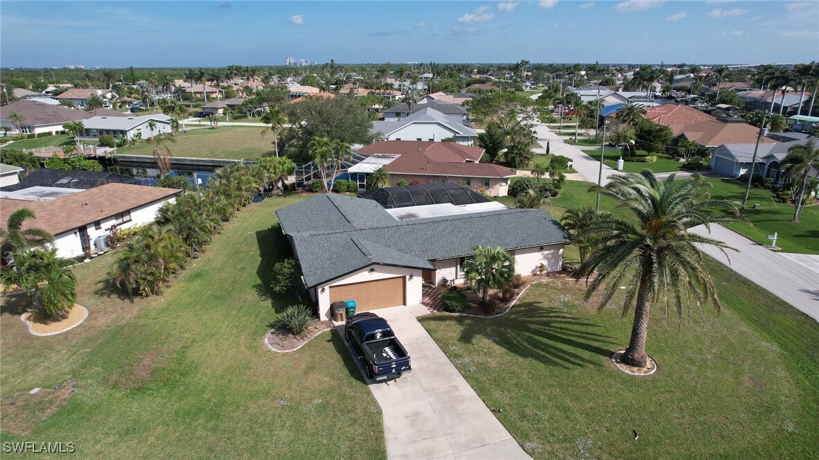 Property Photo:  2543 SE 22nd Avenue  FL 33904 