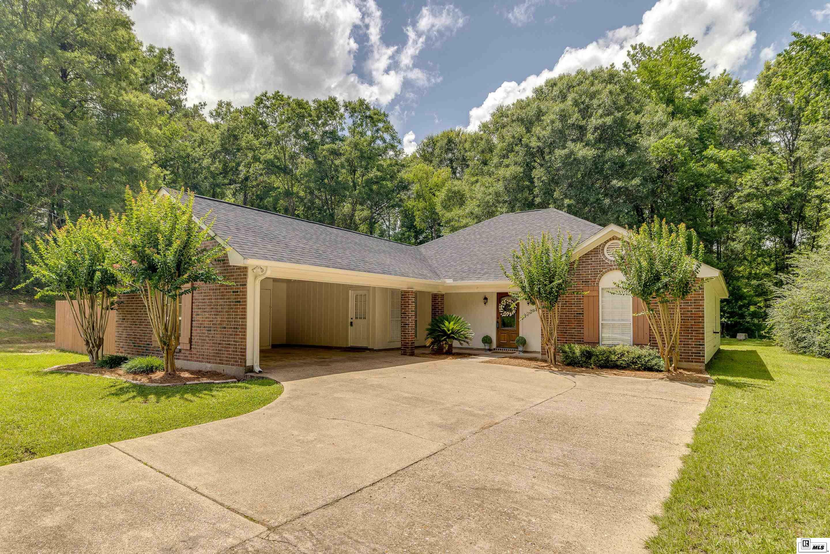 Property Photo: 212 Highway 144 LA 71225