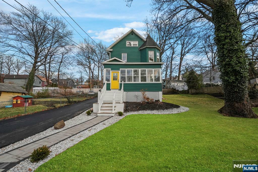 Property Photo:  518 Bloomfield Avenue  NJ 07110 