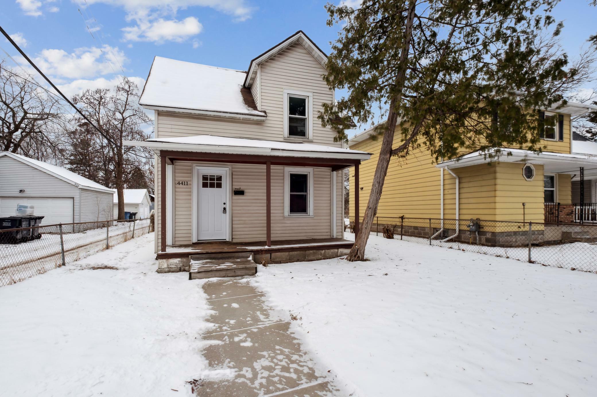 Property Photo:  4411 Aldrich Avenue N  MN 55412 