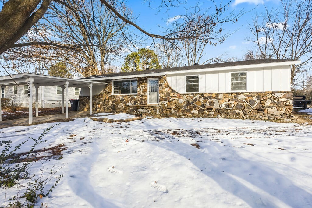 Property Photo:  2200 Dogwood Place  AR 72762 