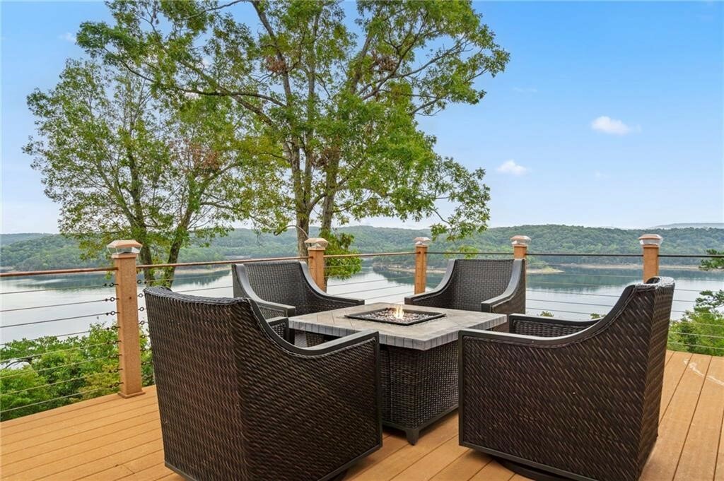 Property Photo:  8230 Huckleberry Hills Road  AR 72756 