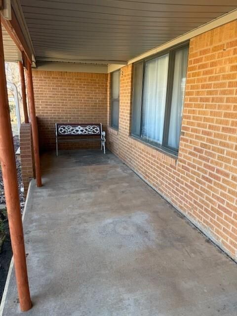Property Photo: 2208 Lee Drive OK 73521
