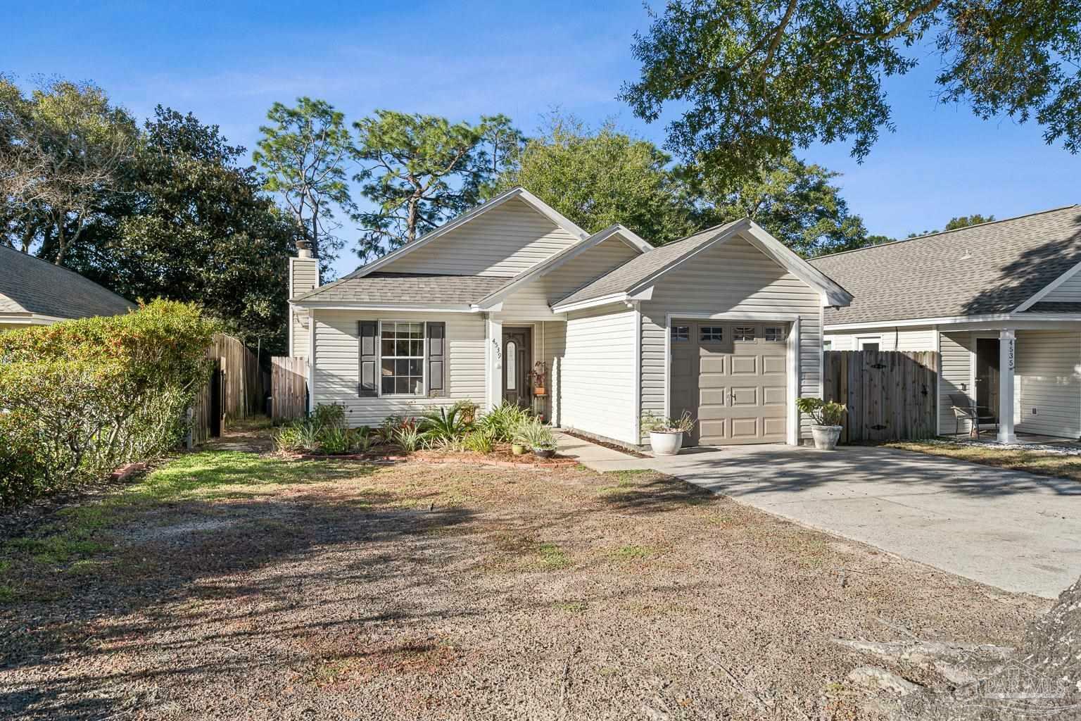 Property Photo:  4539 Northpointe Pl  FL 32514 