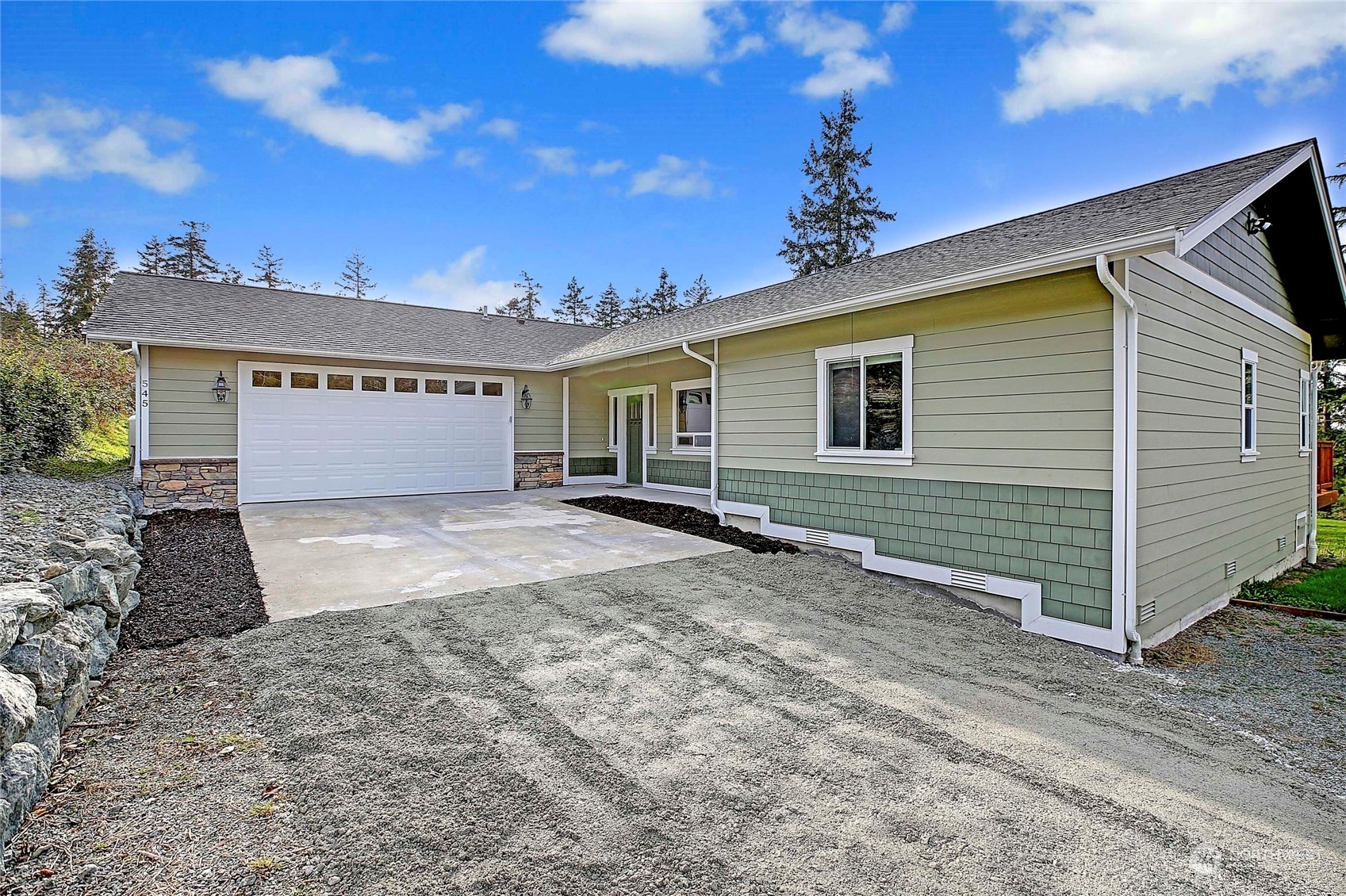 Property Photo:  545  Rozeway Place  WA 98282 