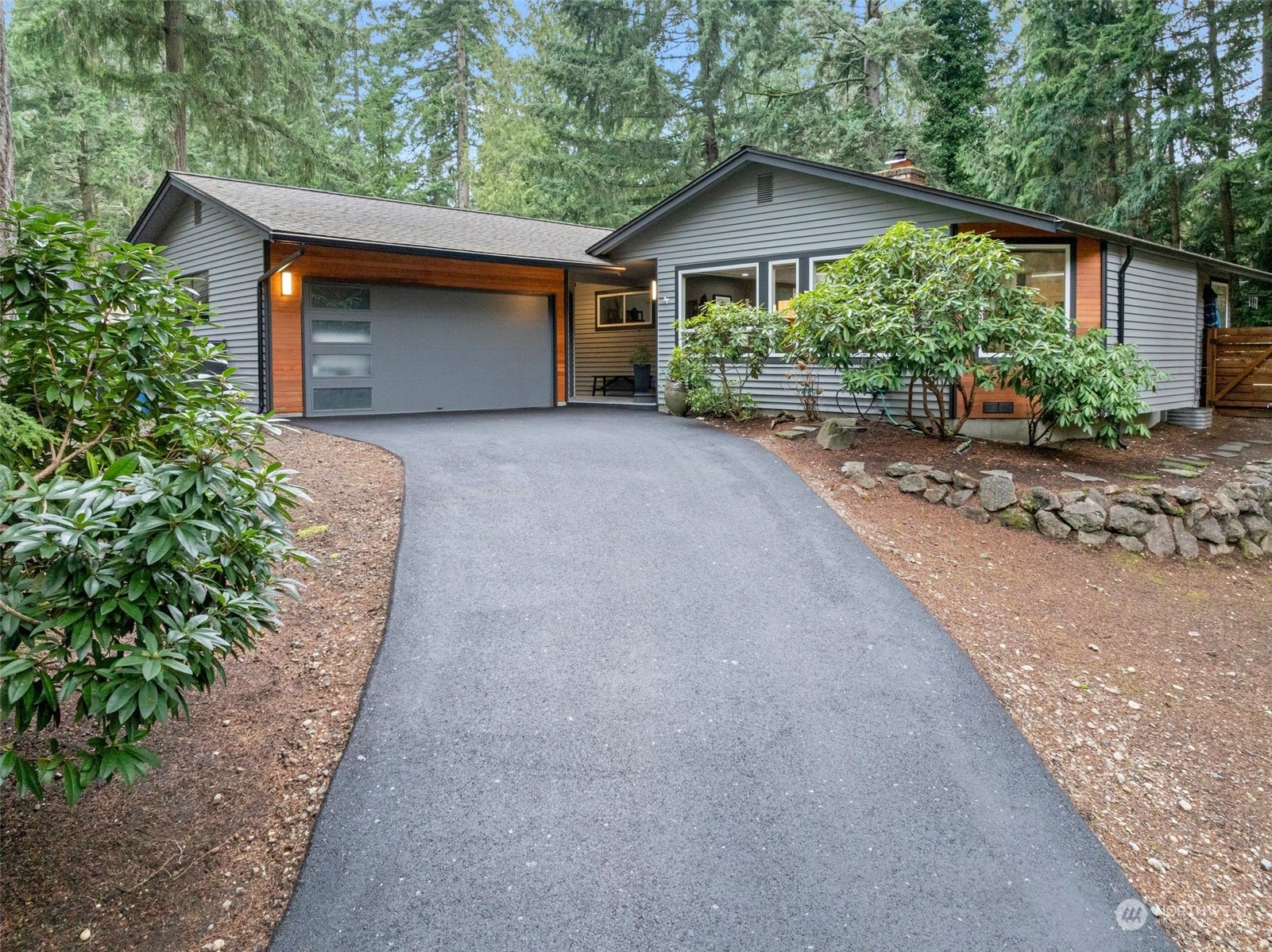 Property Photo:  3913  101st Street Ct  WA 98332 