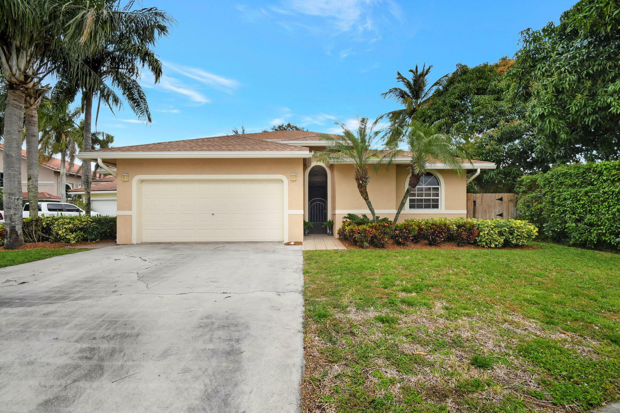 Property Photo:  6416 Bengal Circle  FL 33437 