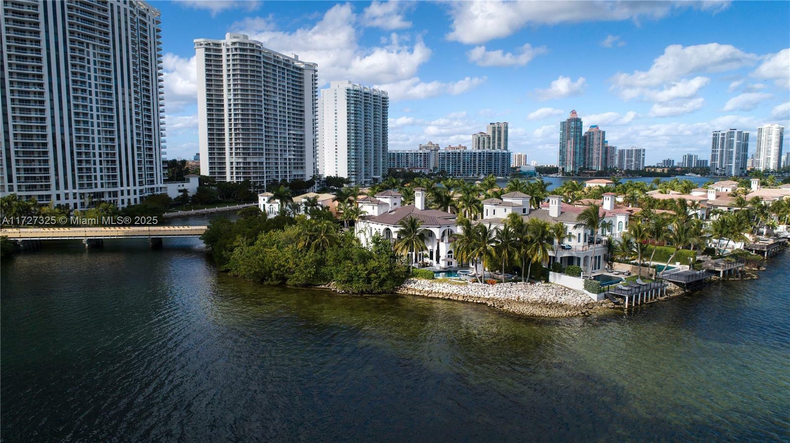 Property Photo: 3914 Island Estates Dr FL 33160