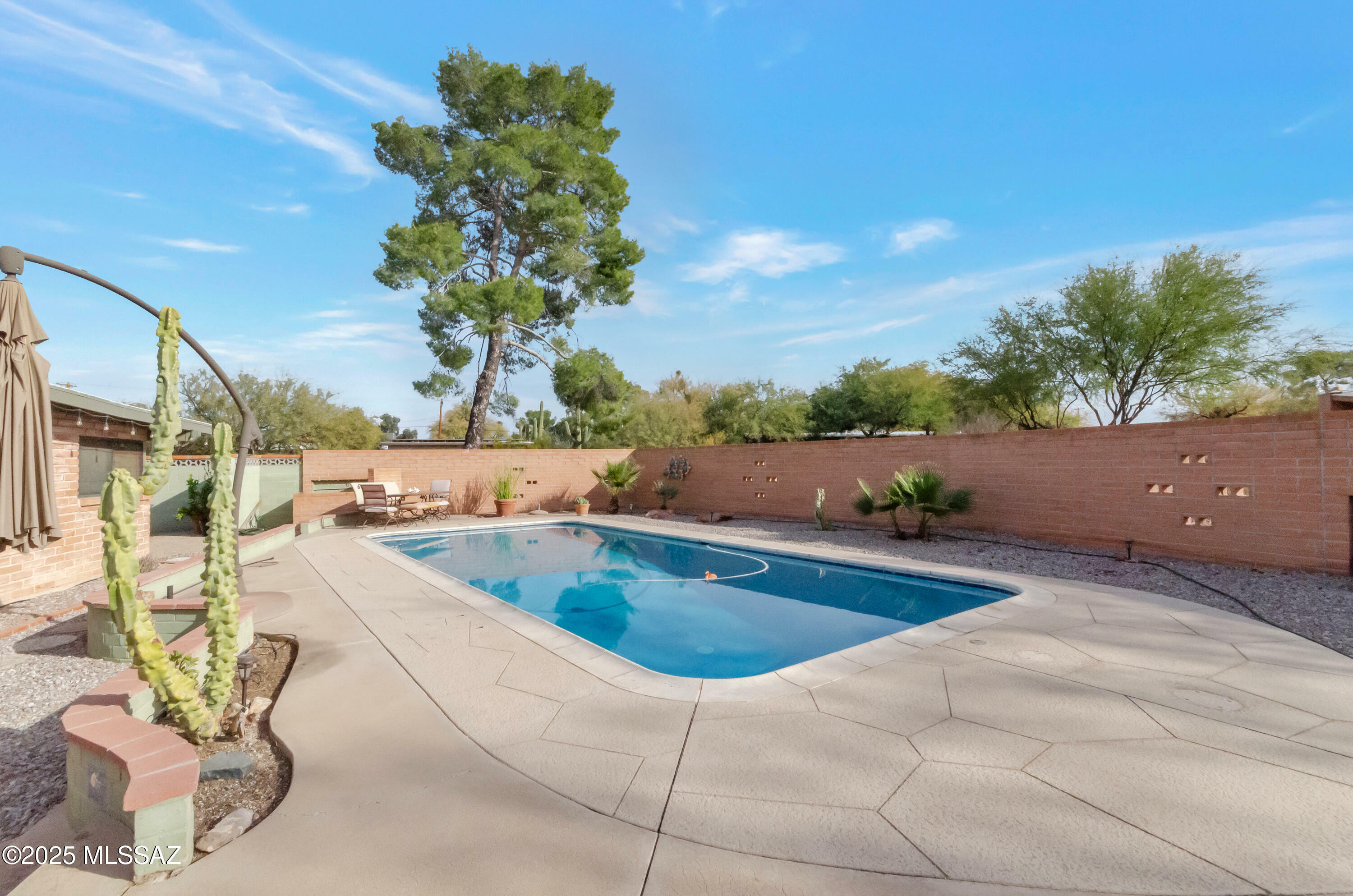 Property Photo:  6862 E Tawa Street  AZ 85715 