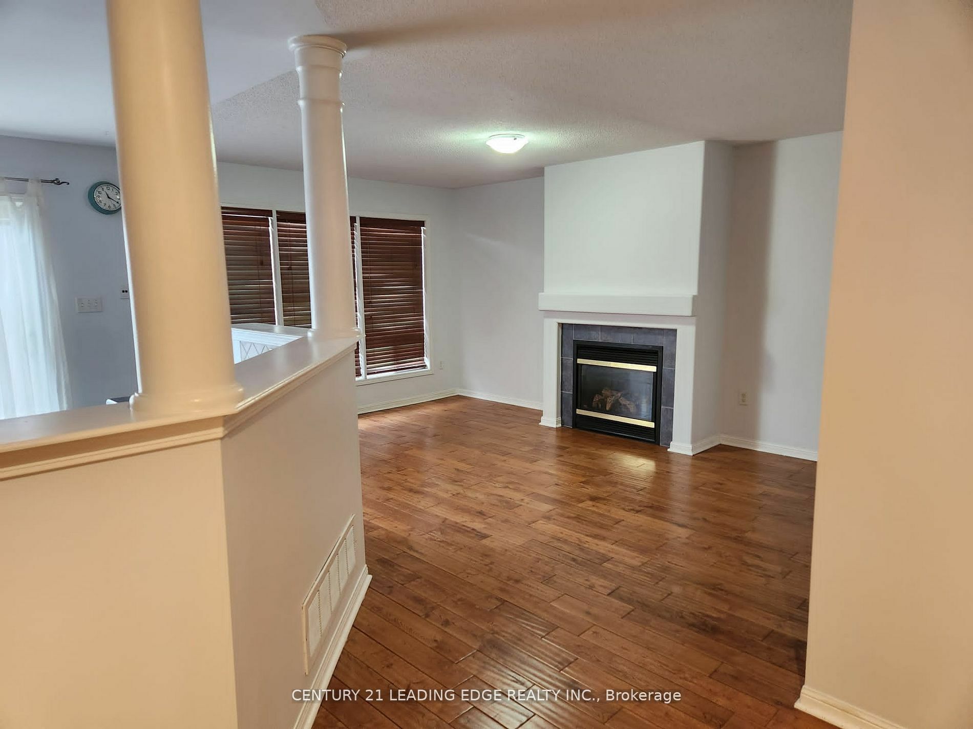 Property Photo:  2250 Baronwood Dr  ON L6M 4W9 