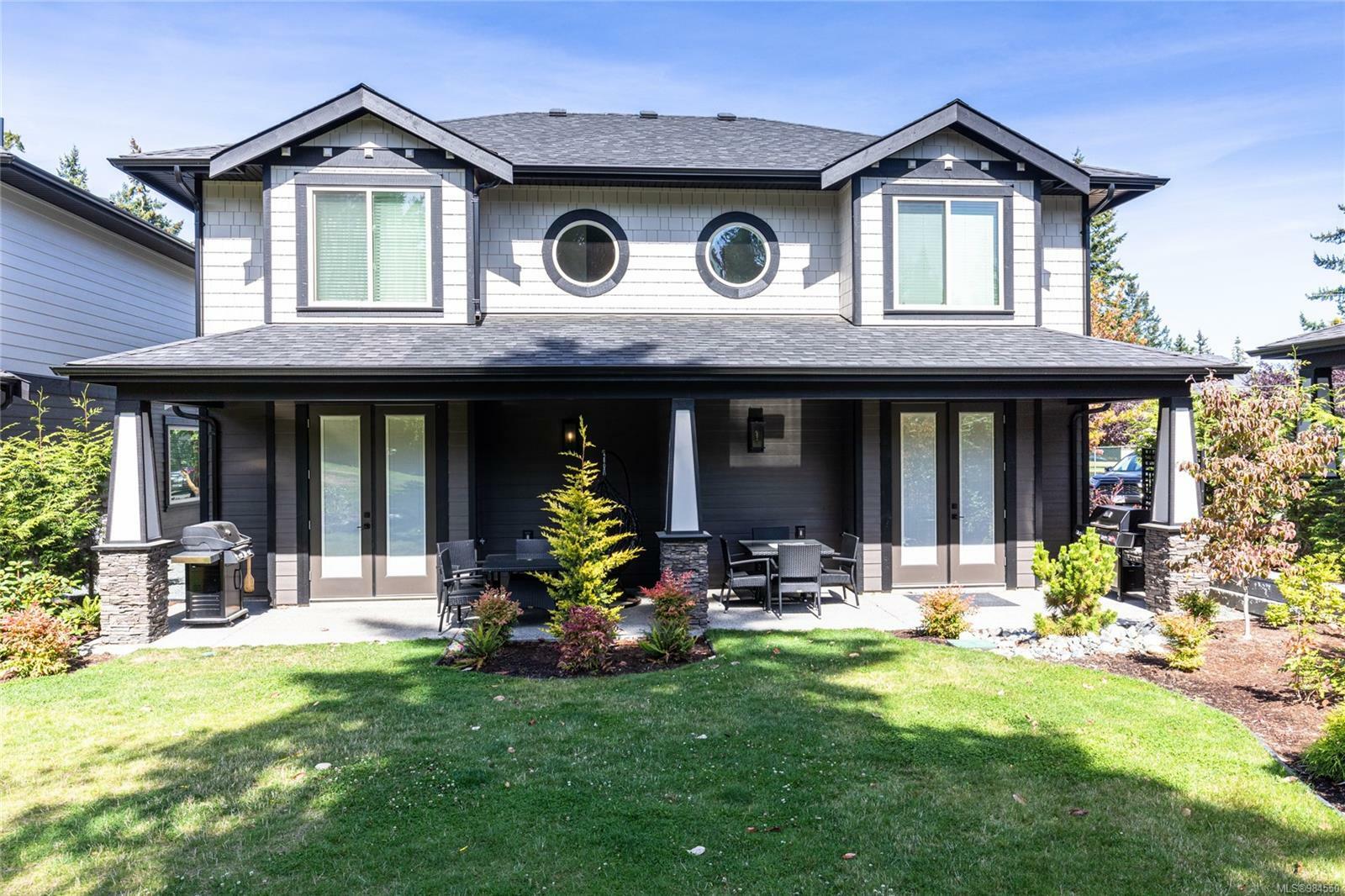 Property Photo: 1175 Resort Dr 3 BC V9P 2E3