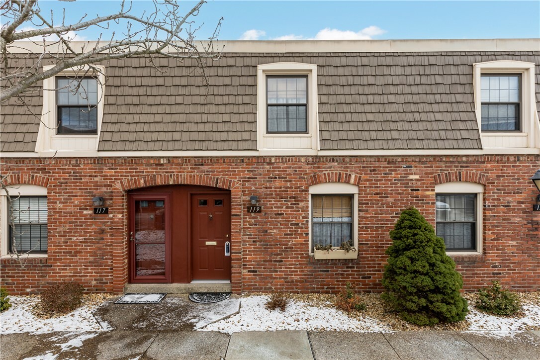 Property Photo: 119 Community Ct. PA 15205