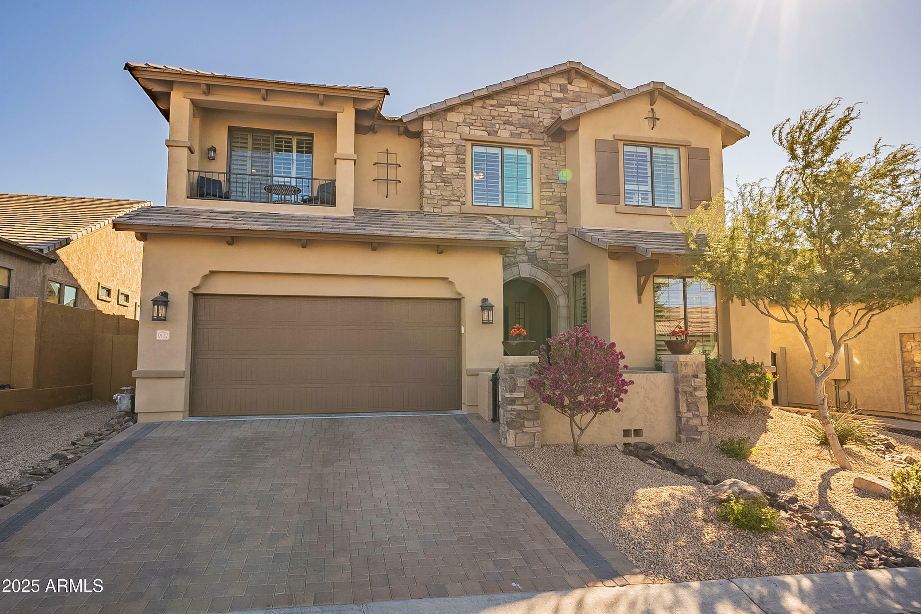 Property Photo: 9127 E Lynwood Street AZ 85207