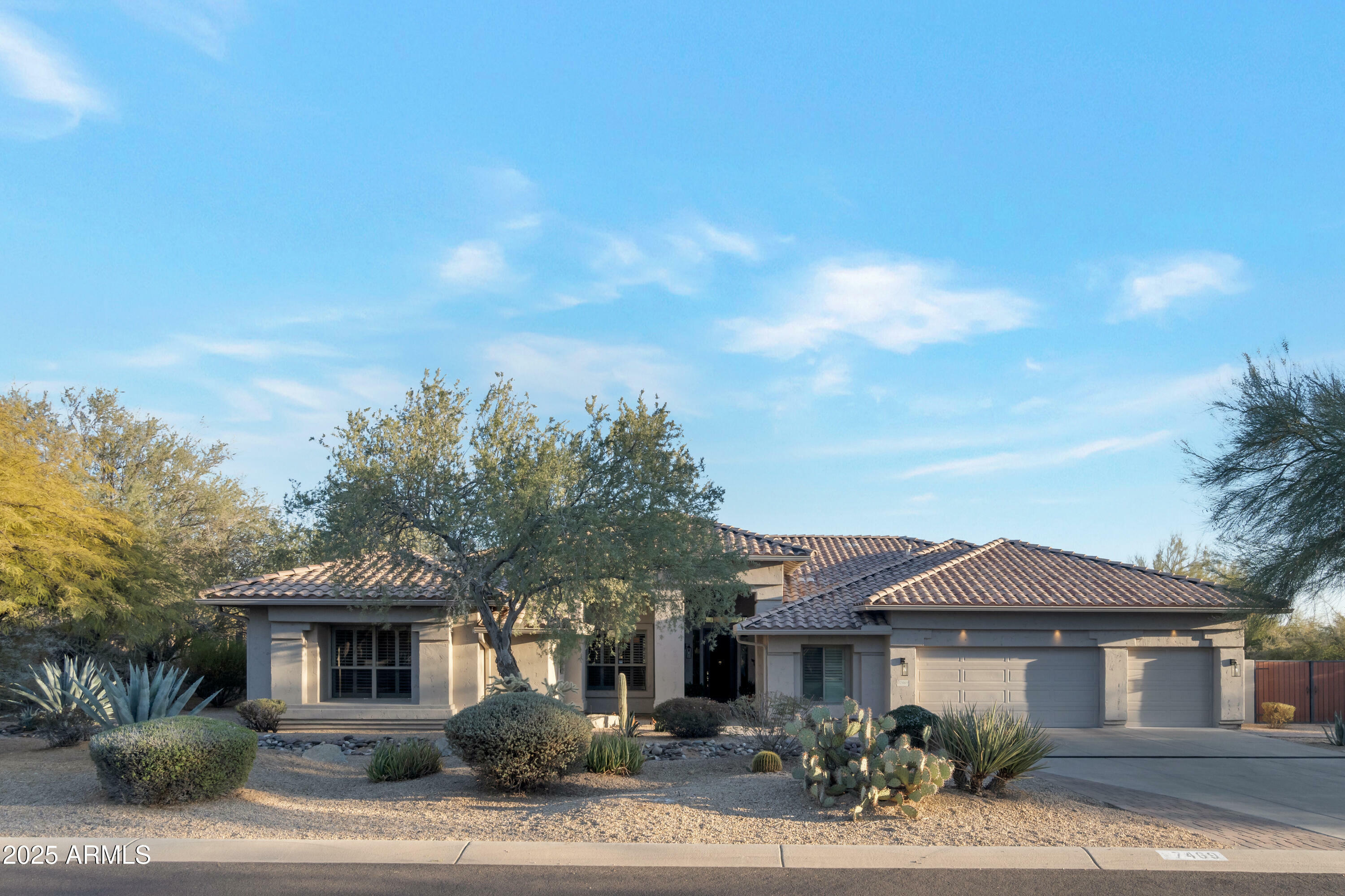 Property Photo:  7469 E Red Bird Road  AZ 85266 