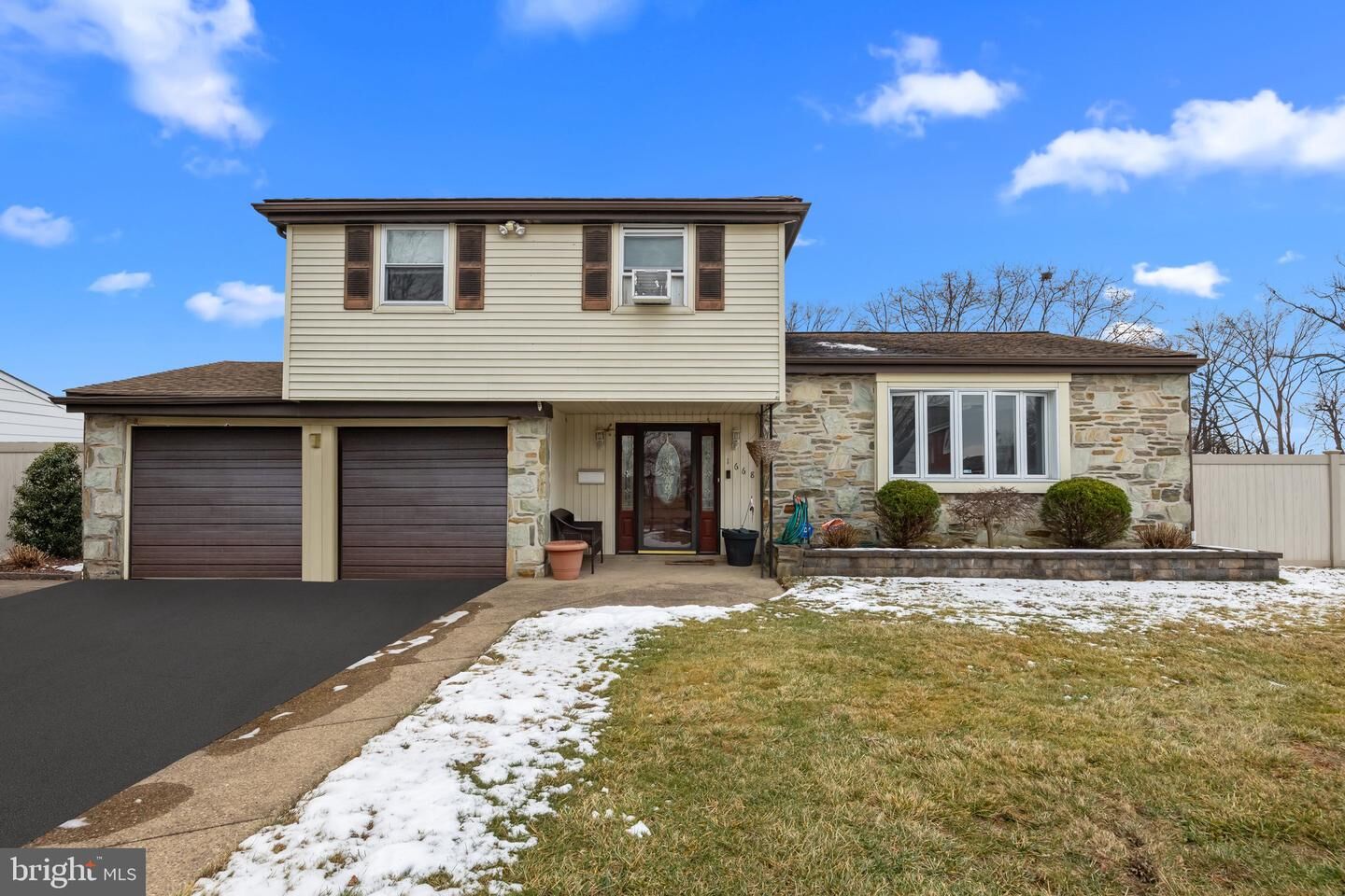 Property Photo:  1668 Radburn Road  PA 19020 